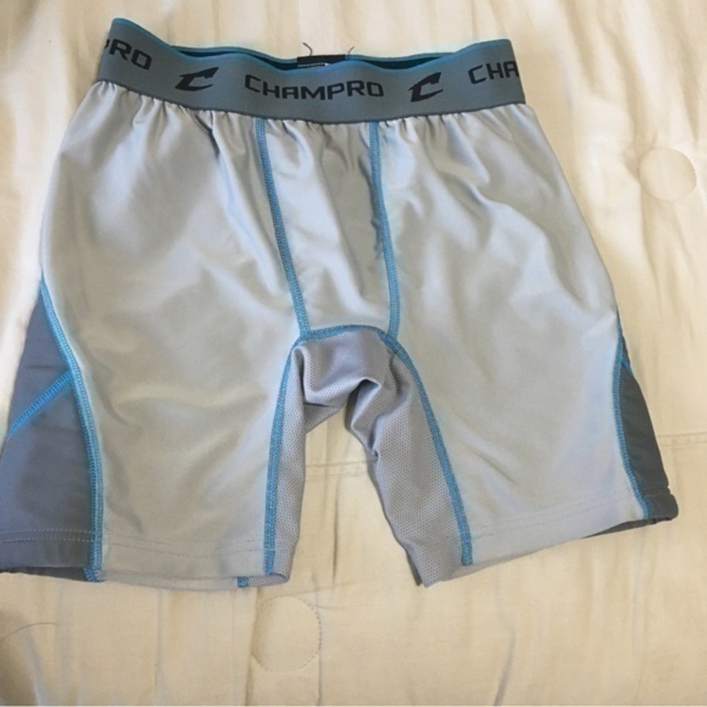 Champro woman’s size large softball sliding shorts